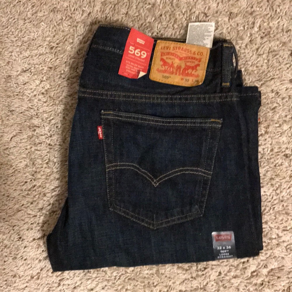 Men 569 loose straight jeans in “Kale” (dark blue)